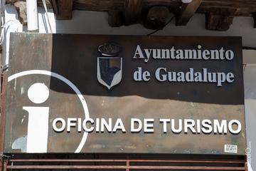 Logo Oficina de Turismo de Guadalupe